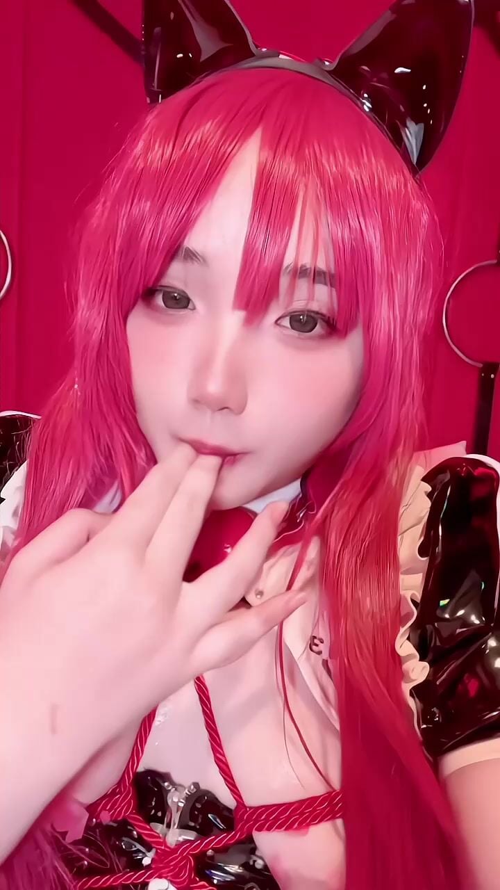 Nyanchan2k3 em teen cosplay vú bự cực dâm móc lồn ướt đâm p5